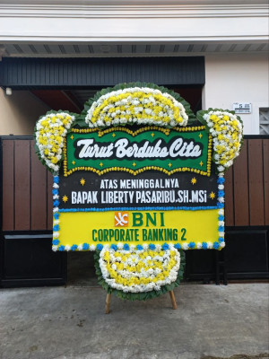 Papan Bunga Duka di Karangnongko