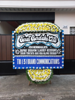 Papan Bunga Duka di Karangnongko